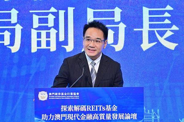 ENA稳定币：风口上的吸金兽为何让人又爱又怕？